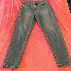 American Eagle Mom Jeans